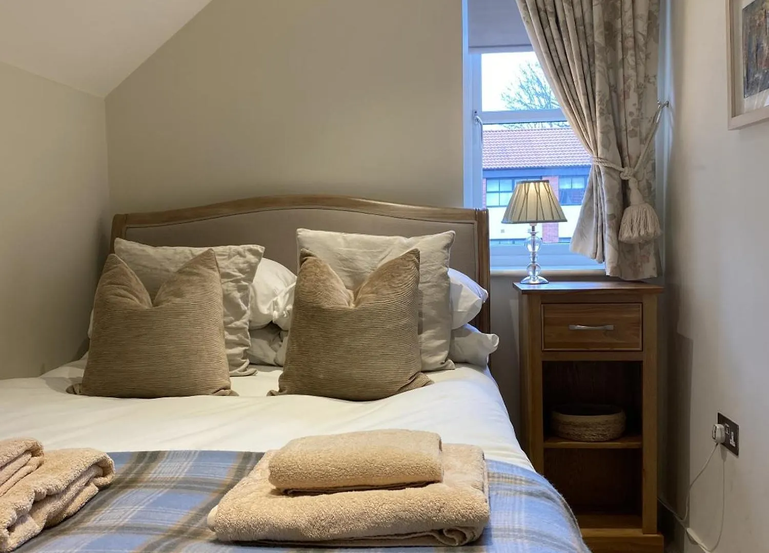 Walcot Yard With Parking, Bath Keys Apartment 0*,