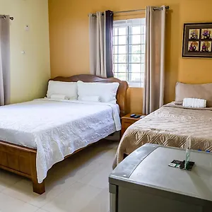 Incognito Reggae Bed & Breakfast Kingston
