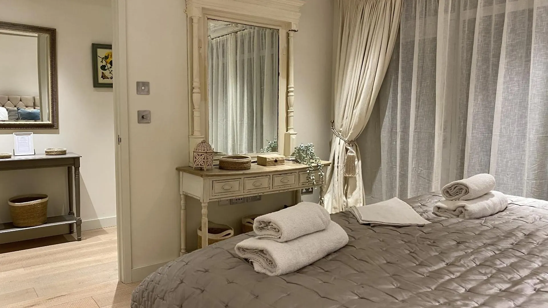 Walcot Yard With Parking, Bath Keys Apartment United Kingdom